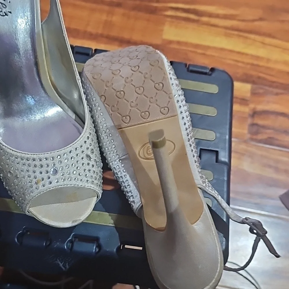 Candie's Rhinestones Embellished Open Toe Sling Back Stilletoes Silver 8.5M